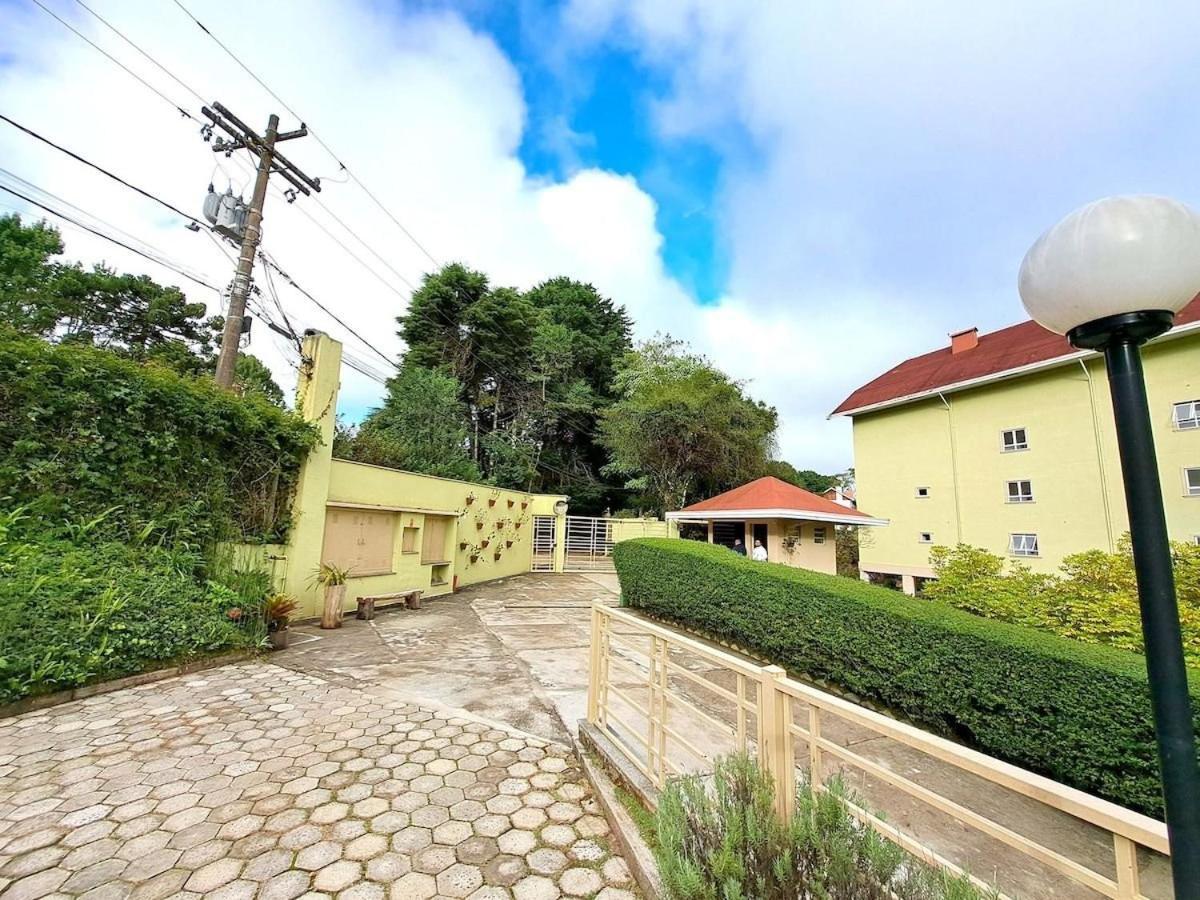 Apartamento Charmoso Com Lareira Campos do Jordão Exterior foto